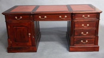 12263 GREEN Кабинетный стол 140x75x80